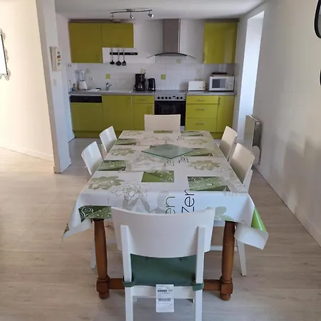 Apartment Centre